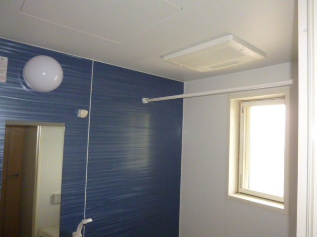 ヌウボーブローテの浴室|浴室乾燥機