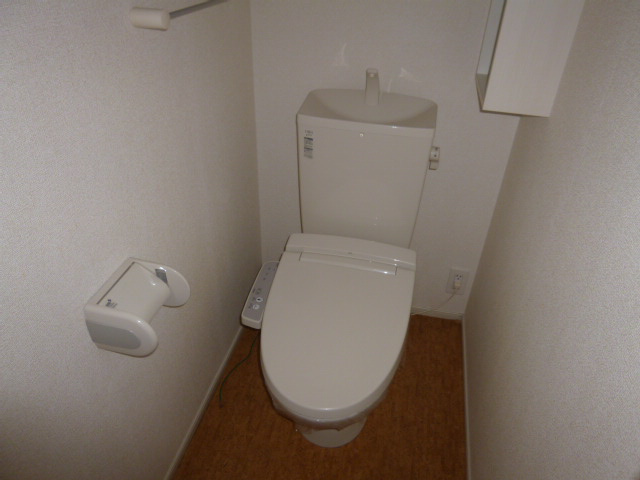 ヌウボーブローテのトイレ|温水洗浄便座