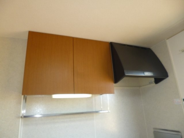サンライズ下庄のキッチン|キッチン上収納
