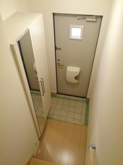 【エントランス】