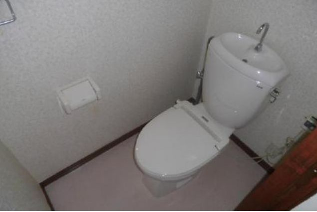 メゾンルーセントのトイレ