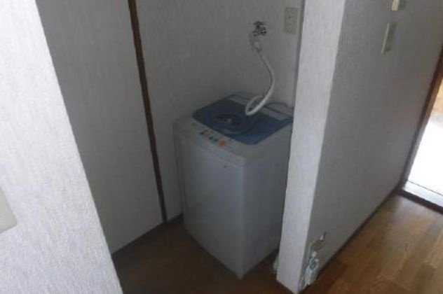 メゾンルーセントの洗面所