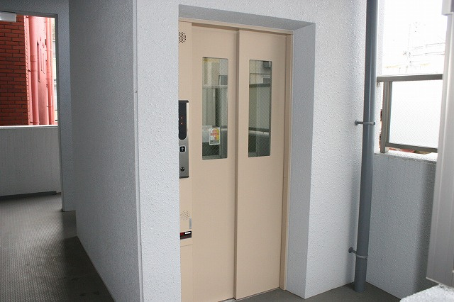 サンシャイン　富雄駅前のその他共用部分|エレベーター