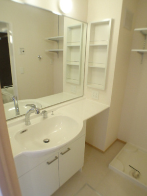 【独立洗面台】 | メゾンエトワール神戸西山町