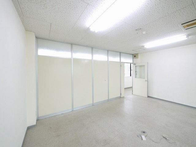 大和紀寺ビル2号館の内装