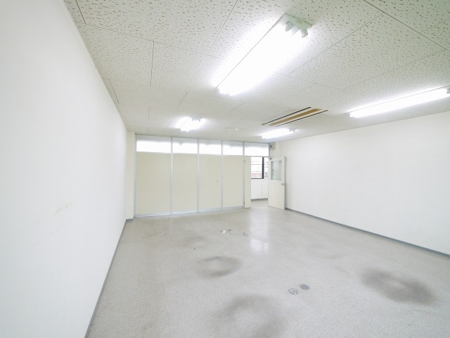 大和紀寺ビル2号館の内装
