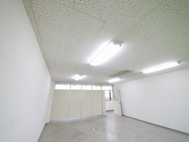 大和紀寺ビル2号館の内装