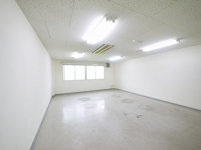 大和紀寺ビル2号館の内装