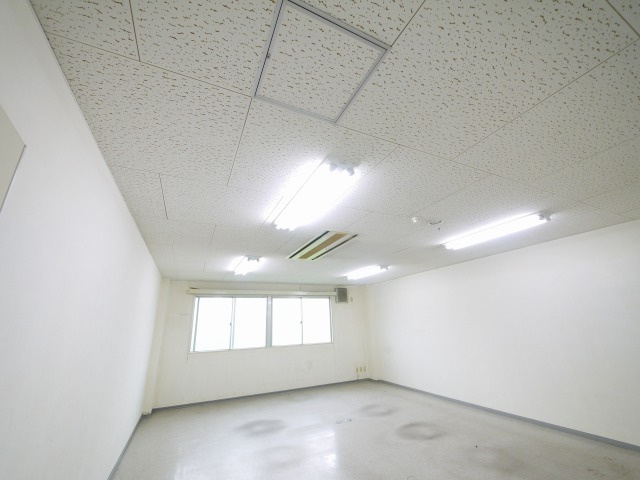 大和紀寺ビル2号館の内装