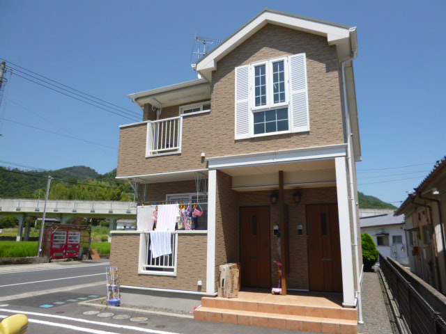 小田郡矢掛町矢掛のアパートの外観