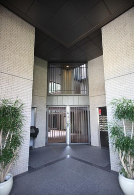 【エントランス】 | インペリアル表参道