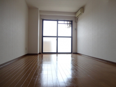 【居間・リビング】 | サンエスパシオ美園 | ☆エアコン付☆