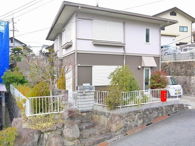 中村一戸建（あやめ池北３丁目）の外観
