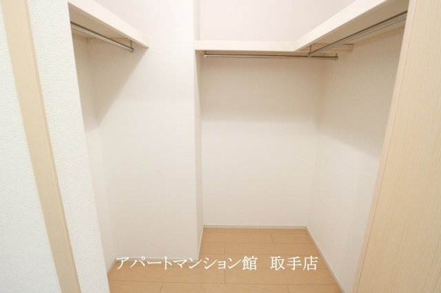 サウザンド　スカイの収納