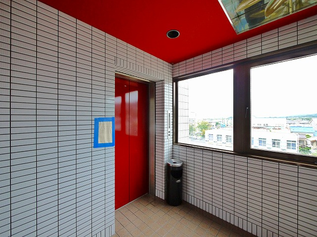 大和ピオーネビル