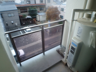 【バルコニー】
