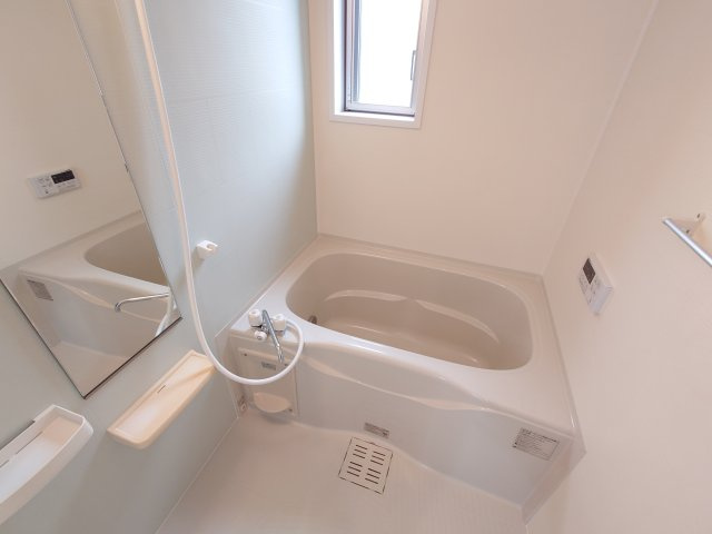 サンプレイスＢＢの浴室