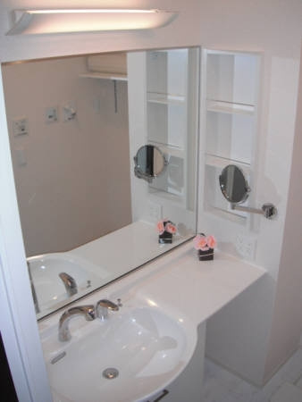 クレアトールKIの独立洗面台