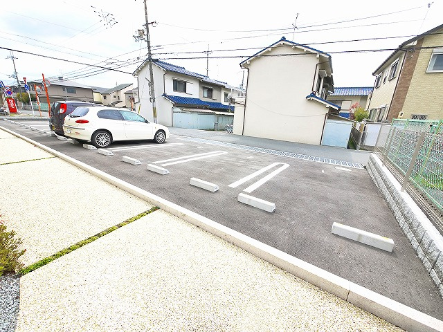 サニーサイド南紀寺の駐車場|カースペースがあります
