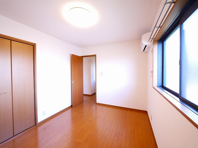 リビングタウン学園北　Ｃ棟の洋室|スタンダードな洋室です