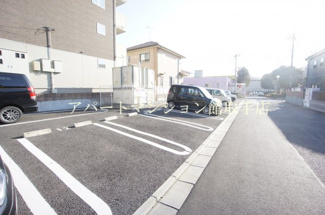 【駐車場】