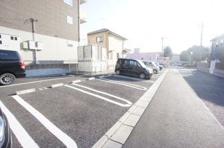 【駐車場】