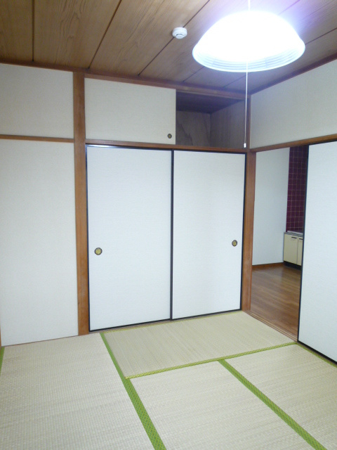 北原マンションの和室