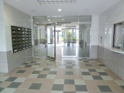 【エントランス】 | グランドール逆瀬川