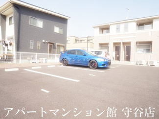 【駐車場】