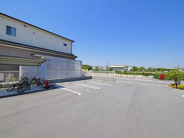 ブローテ（城山台）の駐車場|駐車スペースもあります