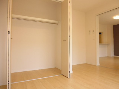 【寝室】 | フルール | 洋室