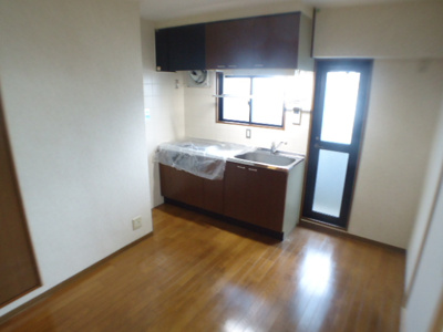 【居間・リビング】 | ガーデンハイツ須磨