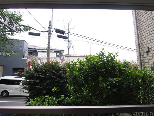 【展望】 | コート徳川山 | 1階表記ですが目線は坂道にありますので中2階になります