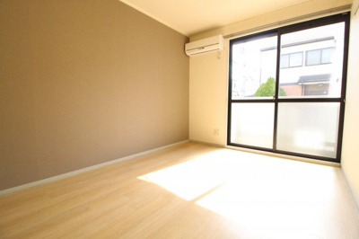 【内装】 | ジェネシス板宿