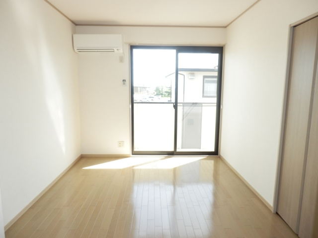 【居間・リビング】 | サニーコート桜井Ⅱ