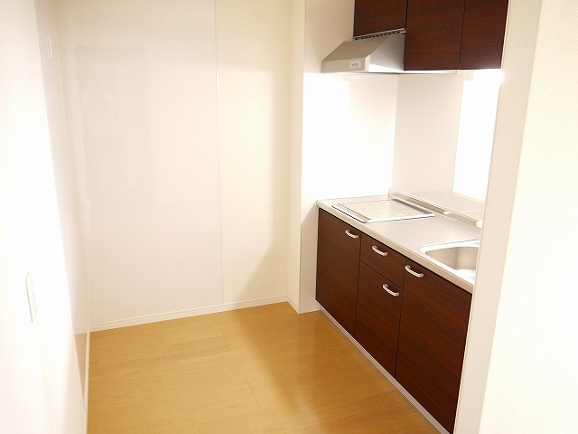 パセオ奈良のキッチン|コンパクトなキッチンで掃除もラクラク