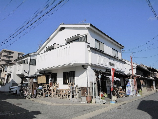 ならまちハイツの外観