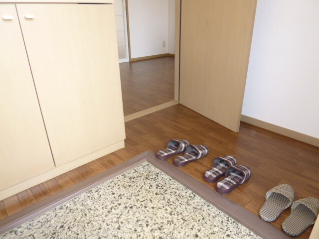 ブロードビューⅡの玄関