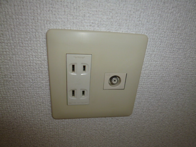 ブロードビューⅡの設備|TVインターホン