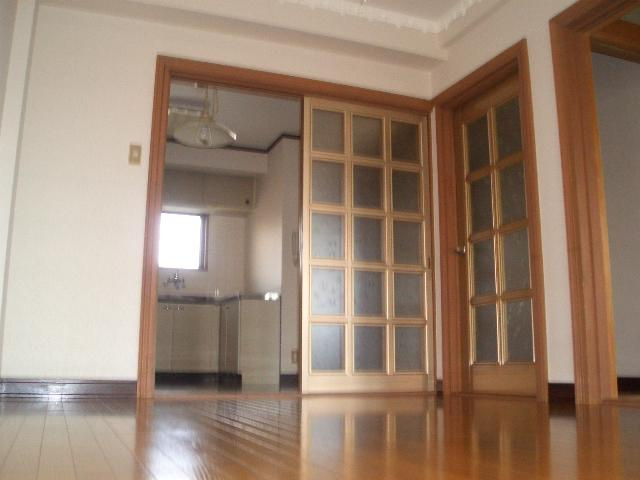 【洋室】 | メゾン阪下