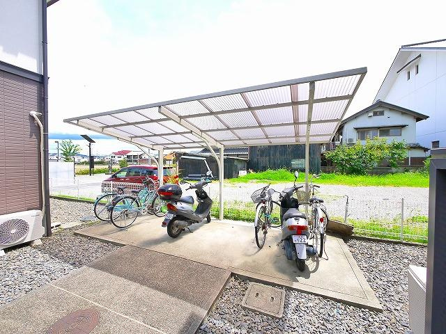 サニーコート結崎Aのその他共用部分|自転車置き場