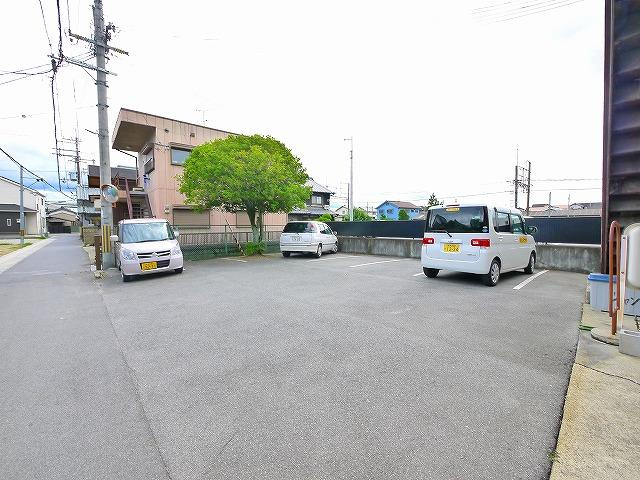 サニーコート結崎Aの駐車場|駐車場です