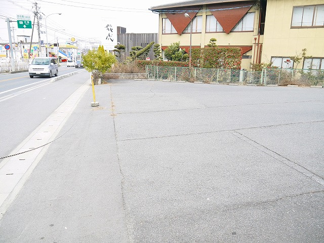 三輪店舗の周辺