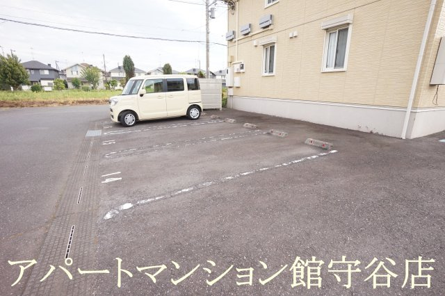 フェア・ウインドＡの駐車場