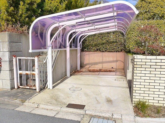 神功１丁目戸建（4-81）の駐車場