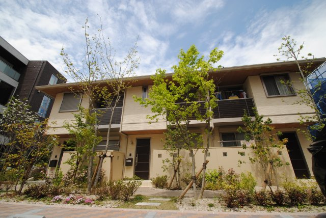 ヴィルヌーブ諏訪野の外観