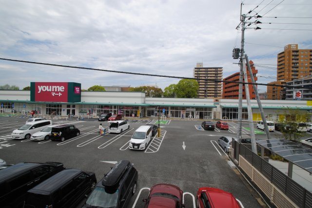 ヴィルヌーブ諏訪野の展望|北側洋室（撮影）