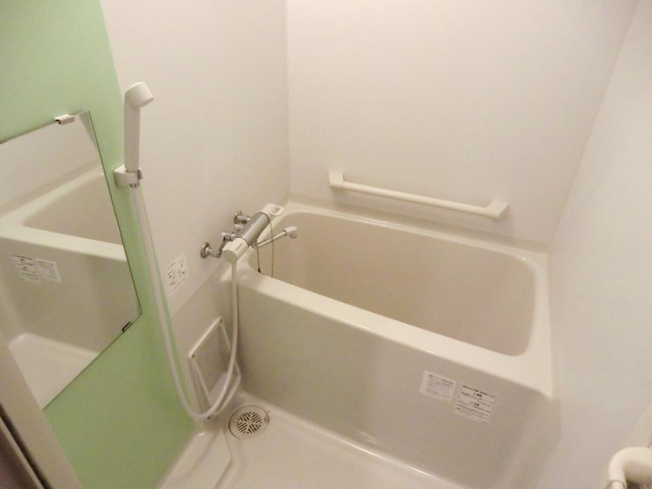 【浴室】 | レオネクスト久々知Ⅲ | ※同タイプ物件の写真です