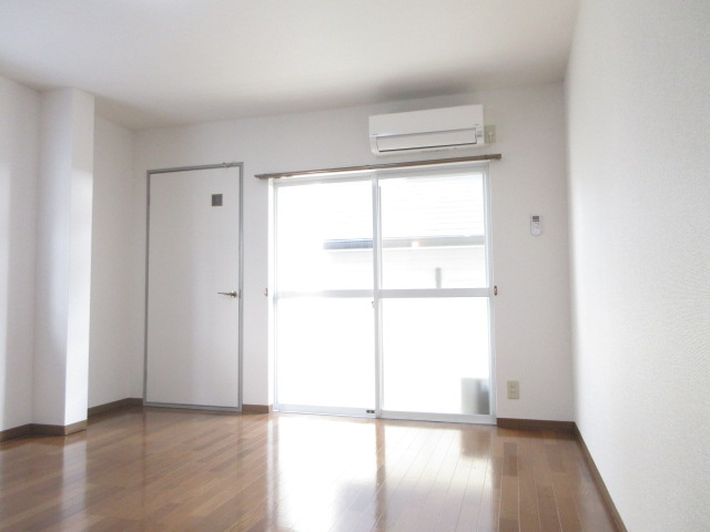 【洋室】 | パル・ビレッジ