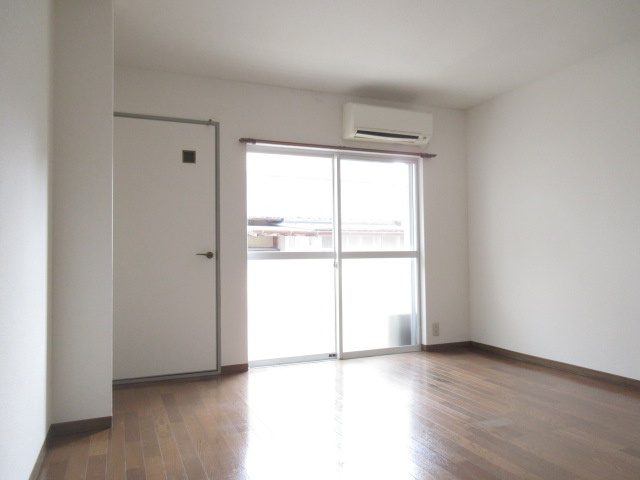 【洋室】 | パル・ビレッジ